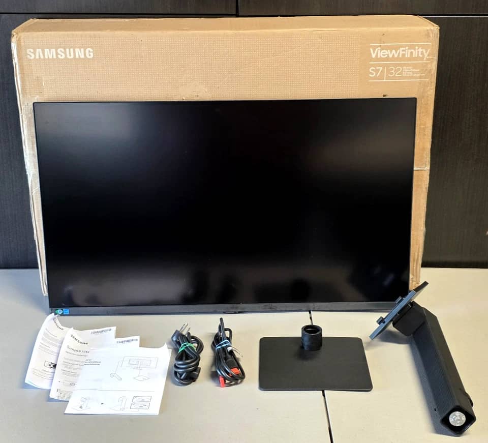 Samsung LS32D702EA Monitors New