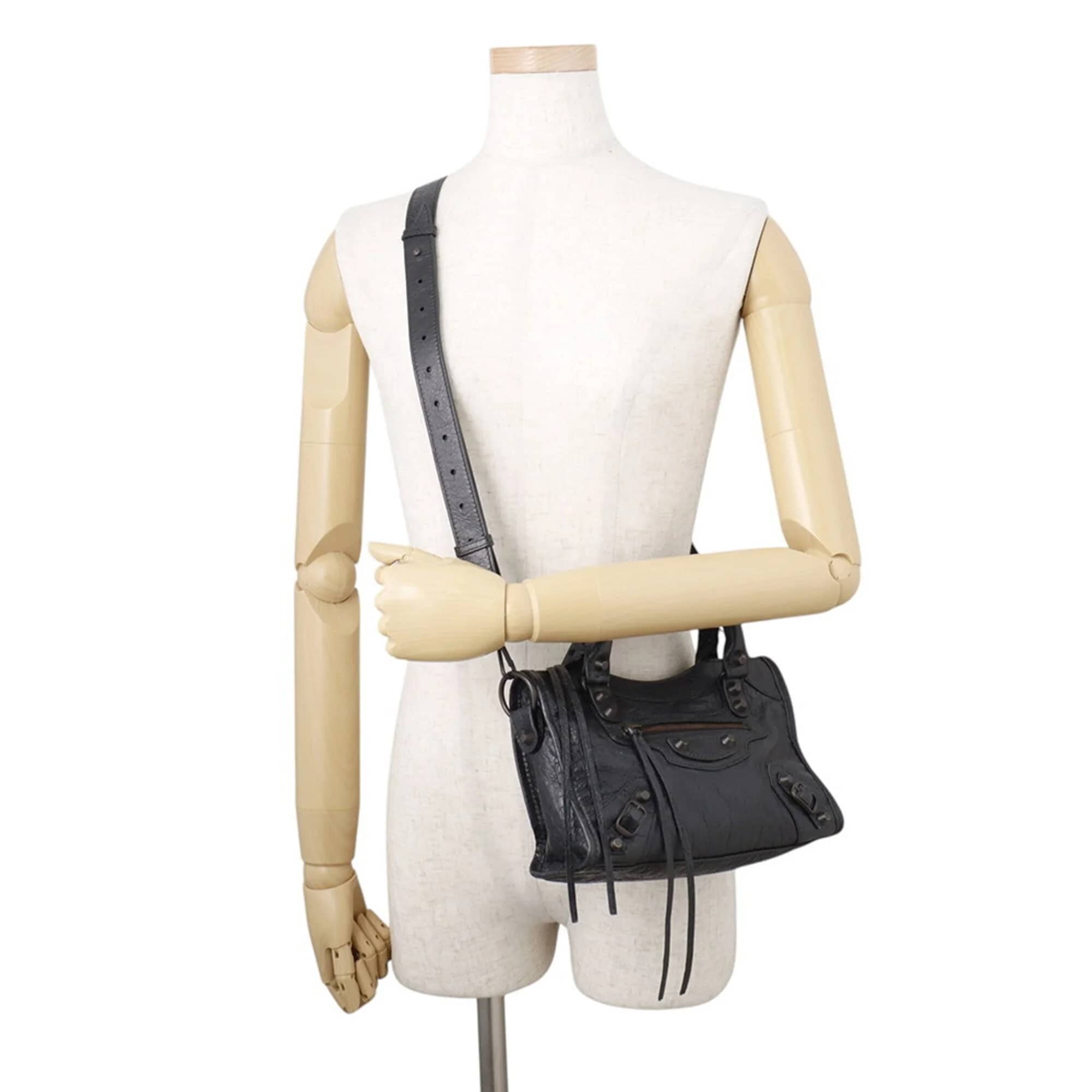 Balenciaga Le City Women's bags Unspecified Black New