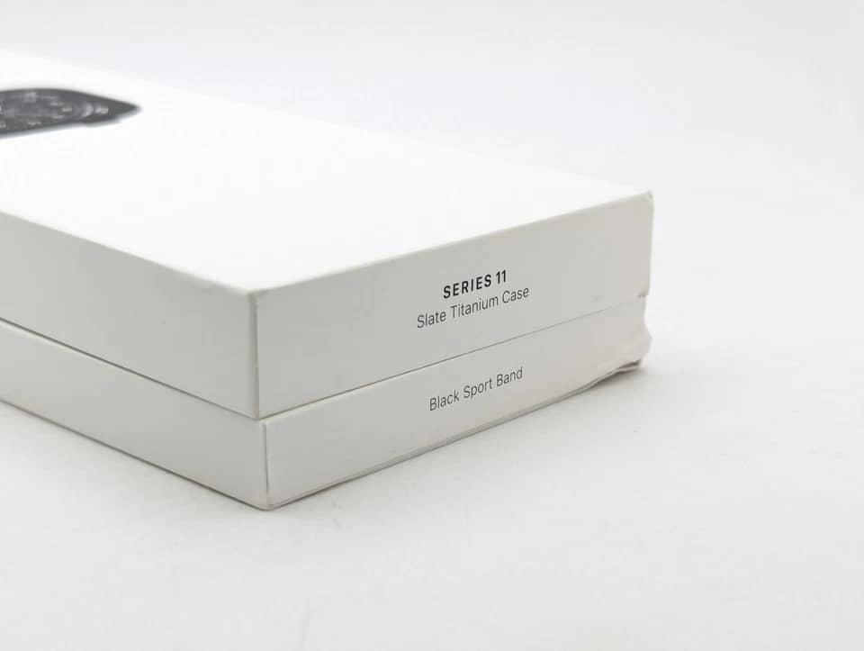 Apple Watch Series 11 Smartwatches Gold 42mm GPS + Cellular Refurbished - Excellent