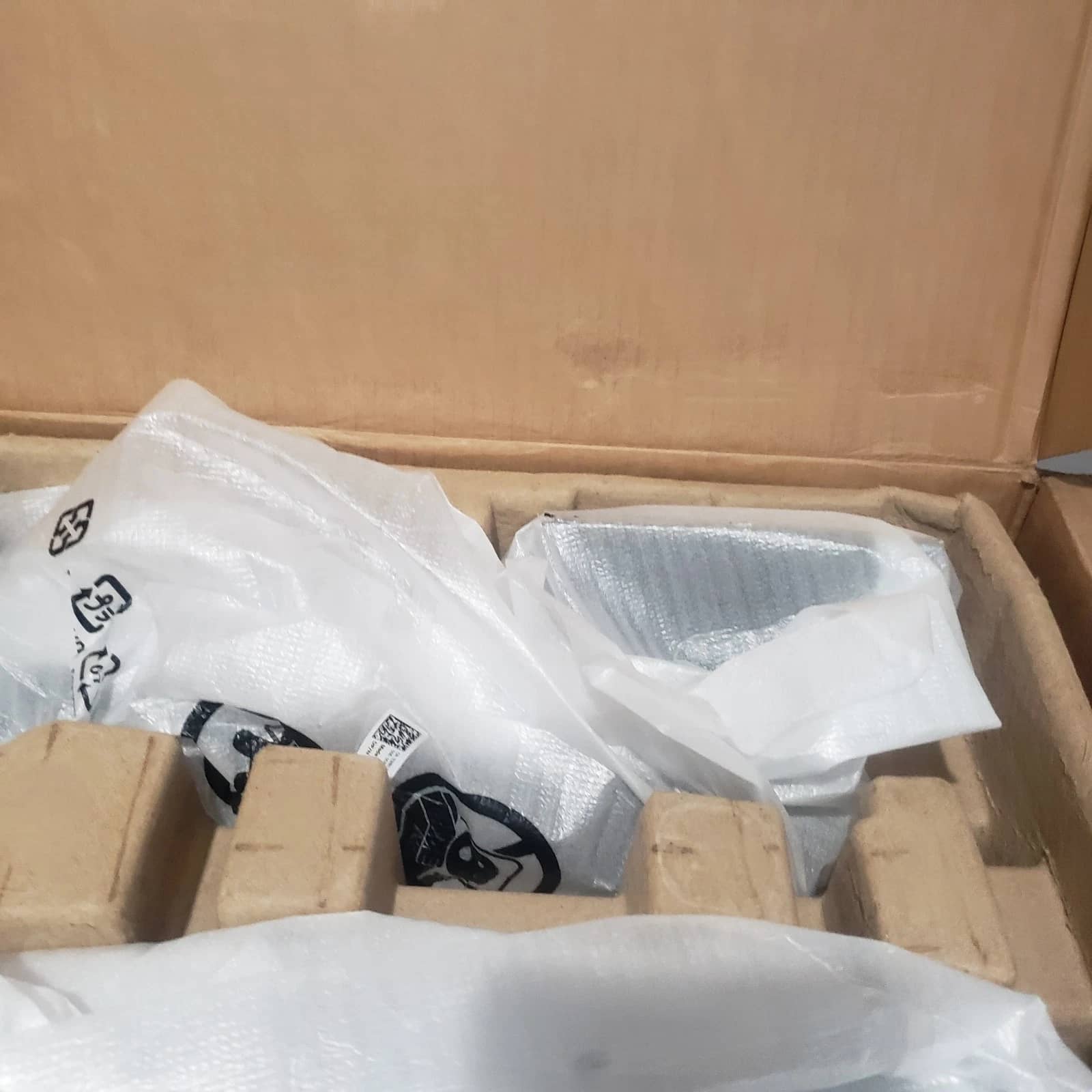 Dell DELL-E2425HSM Monitors New