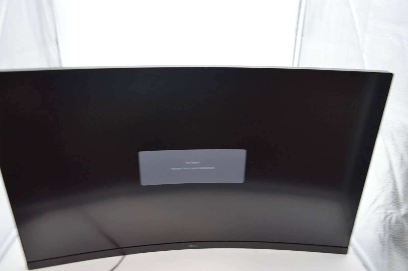 LG 32BR50C-B Monitors New