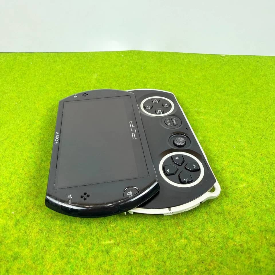Sony PlayStation Portable Go Video Game Consoles Black New