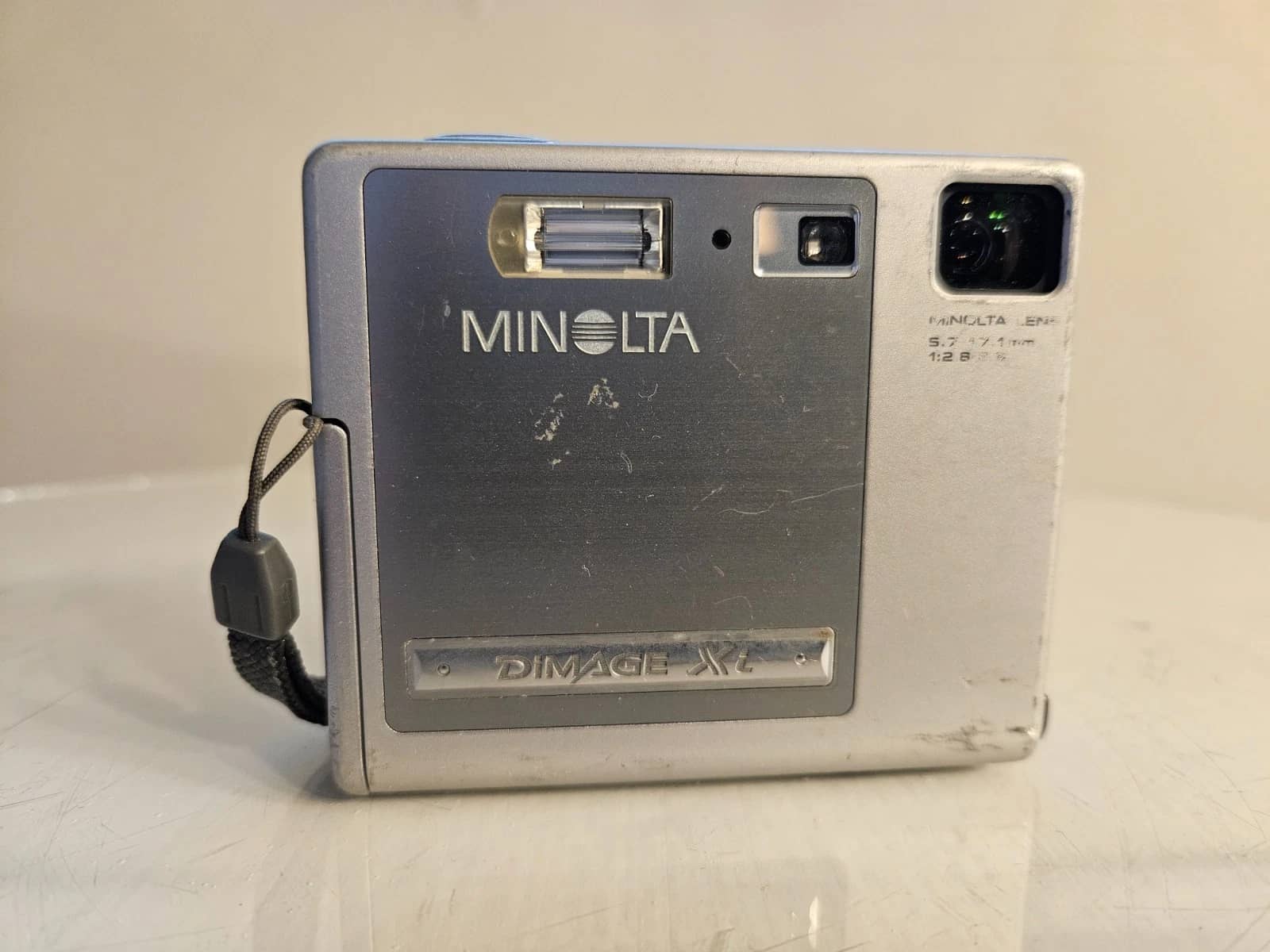 Minolta DiMAGE Xi Digital Cameras Silver Used - Good Body Only