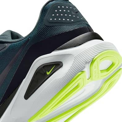 Nike Structure 26 Sneaker Black 9.5 New