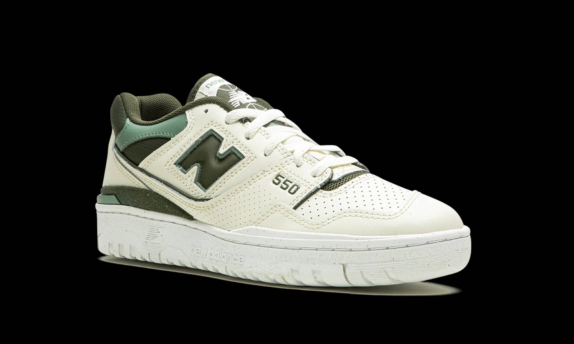 New Balance 550 Sneaker White Full Size Run