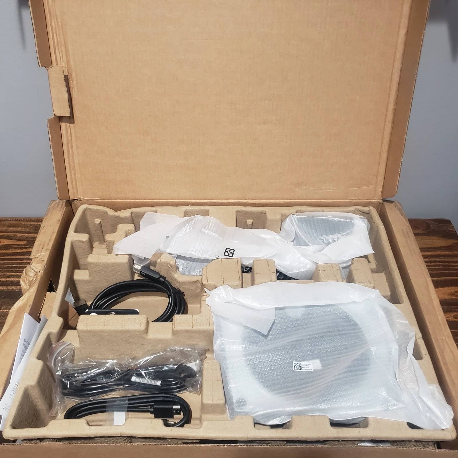 Dell DELL-E2425HSM Monitors New