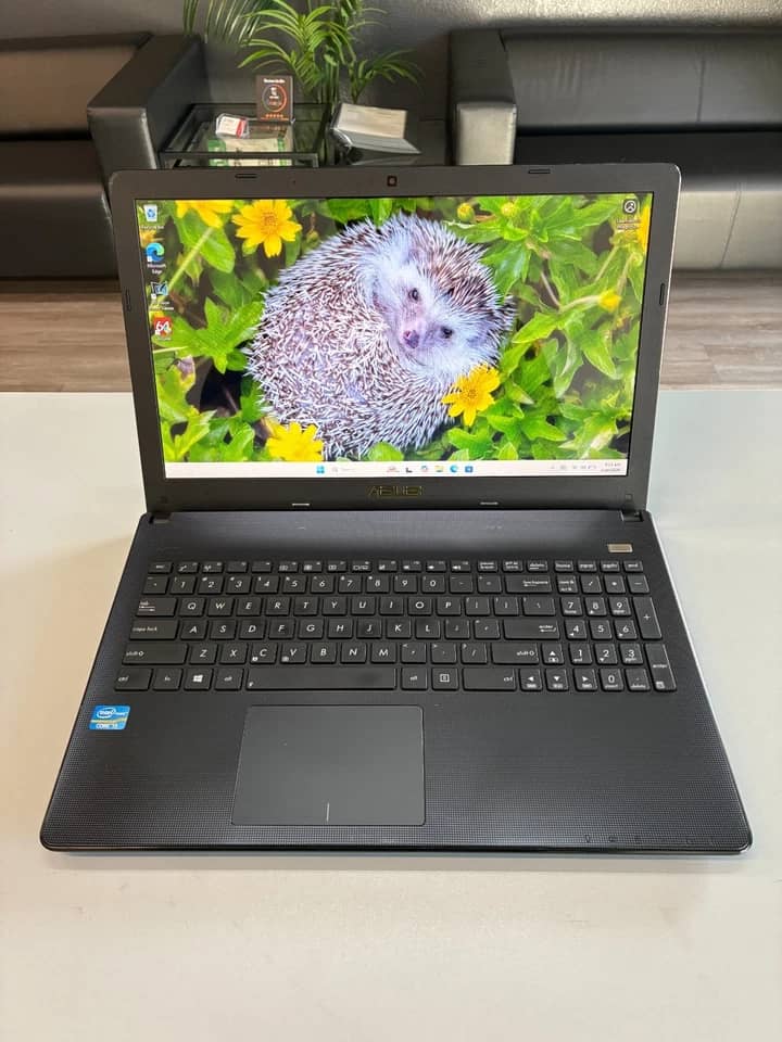 ASUS Vivobook X501A Computers 320GB 4GB For parts or not working