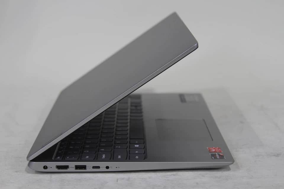 Lenovo 33015ARR Computers 256GB 8GB Used - Good