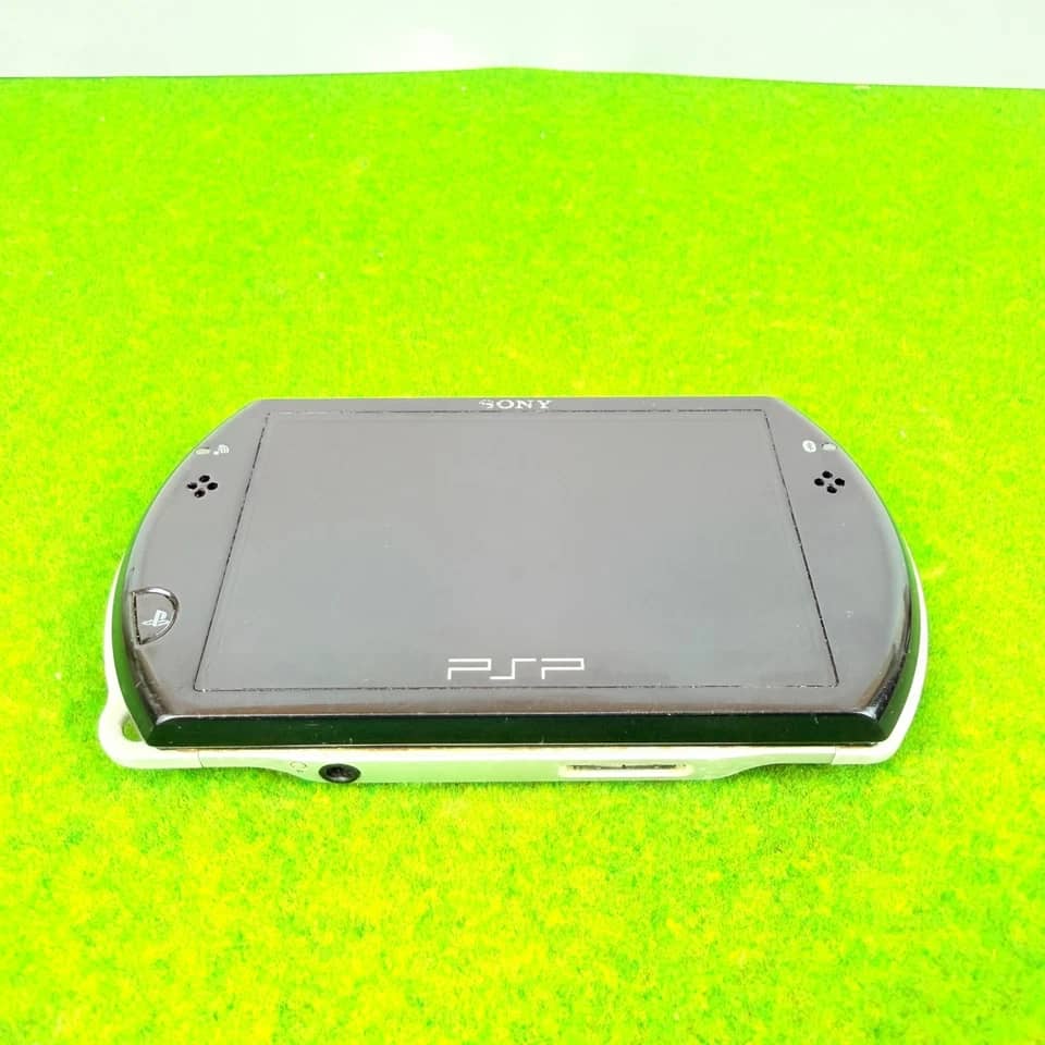 Sony PlayStation Portable Go Video Game Consoles Black New