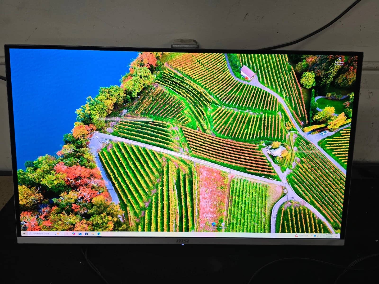 MSI MPG 321URXW QD-OLED Monitors New