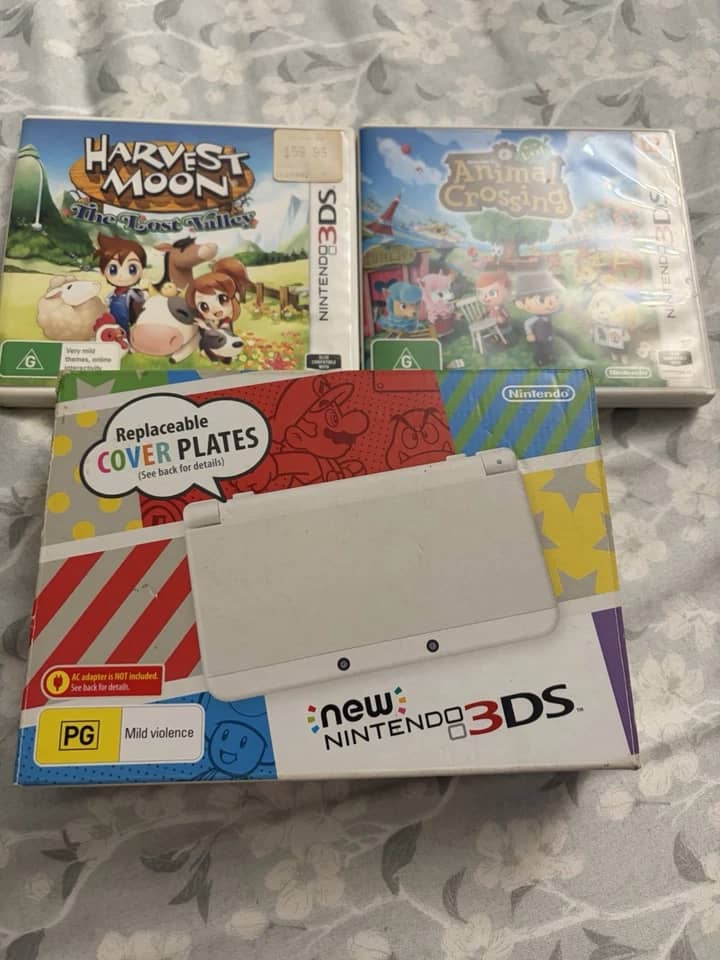 Nintendo New Nintendo 3DS Video Game Consoles Black