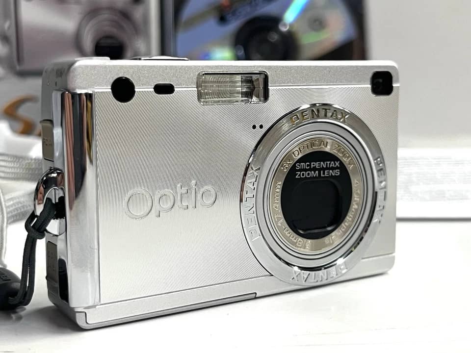Pentax Optio S4i Digital Cameras Black New