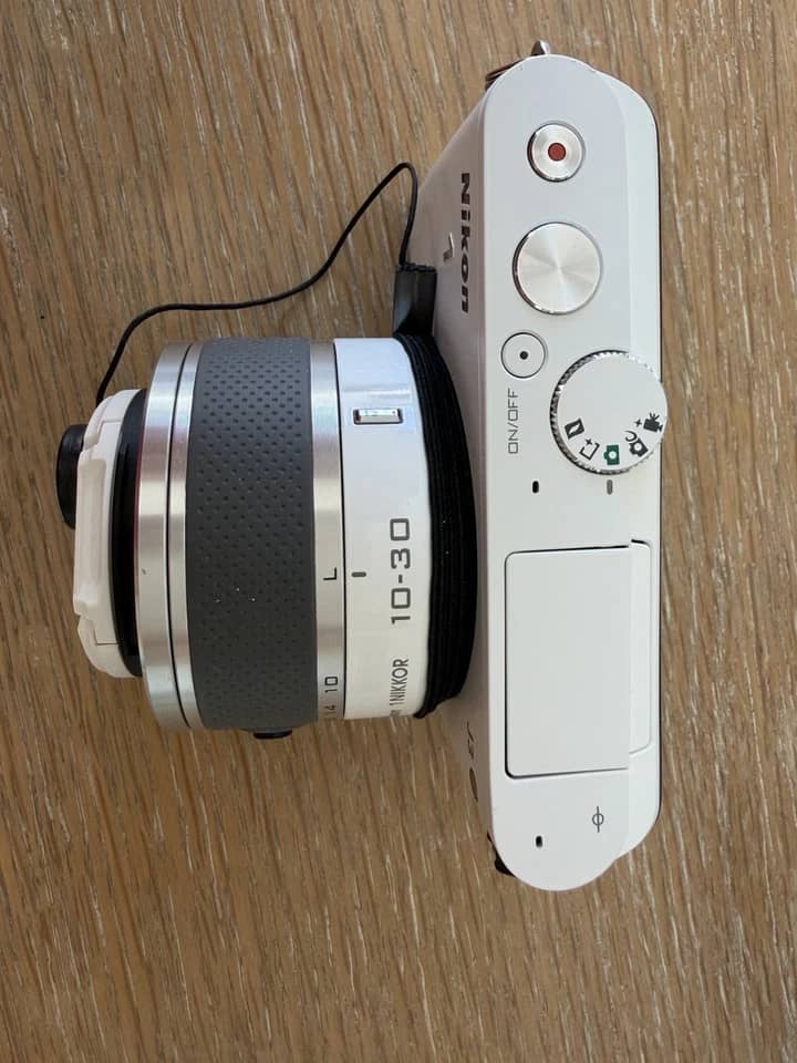Nikon 1 V3 Digital Cameras Black Body Only Used - Very Good