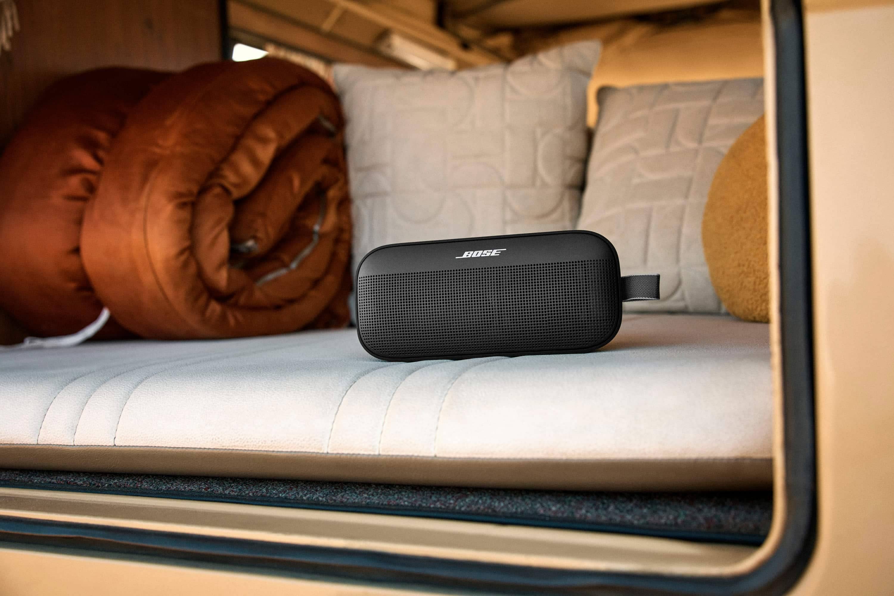 Bose SoundLink Flex (2nd Gen) Portable Bluetooth Speakers Gray New