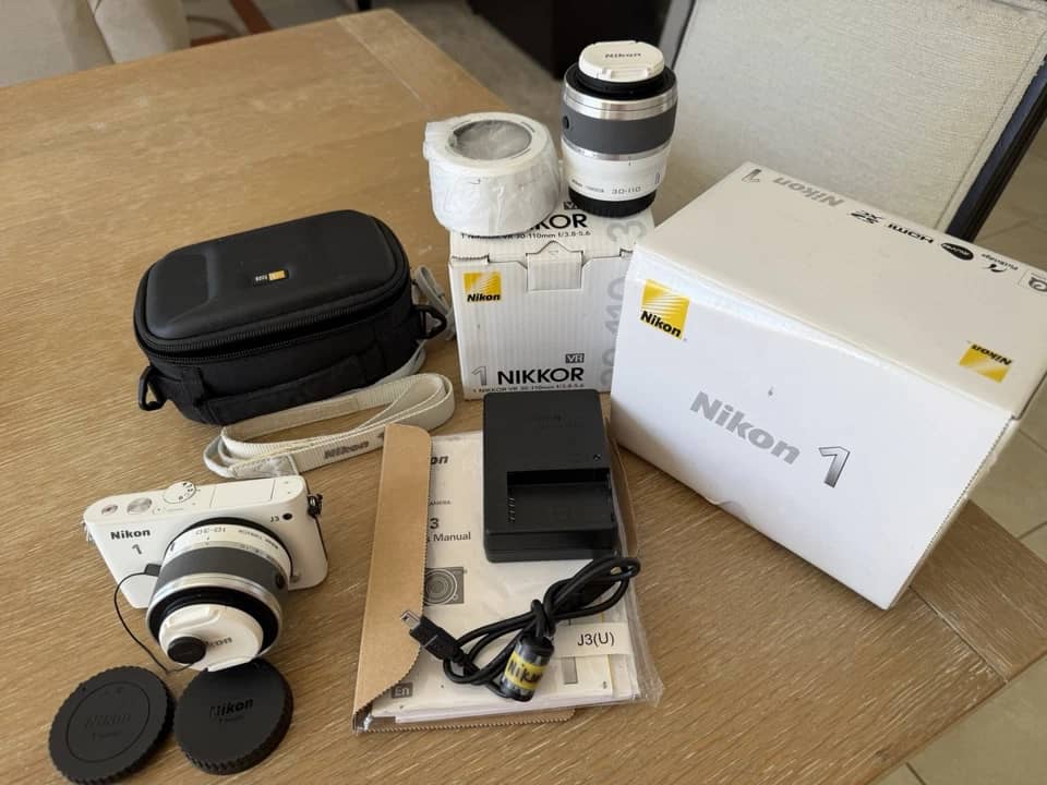Nikon 1 V3 Digital Cameras Black Body Only Used - Very Good