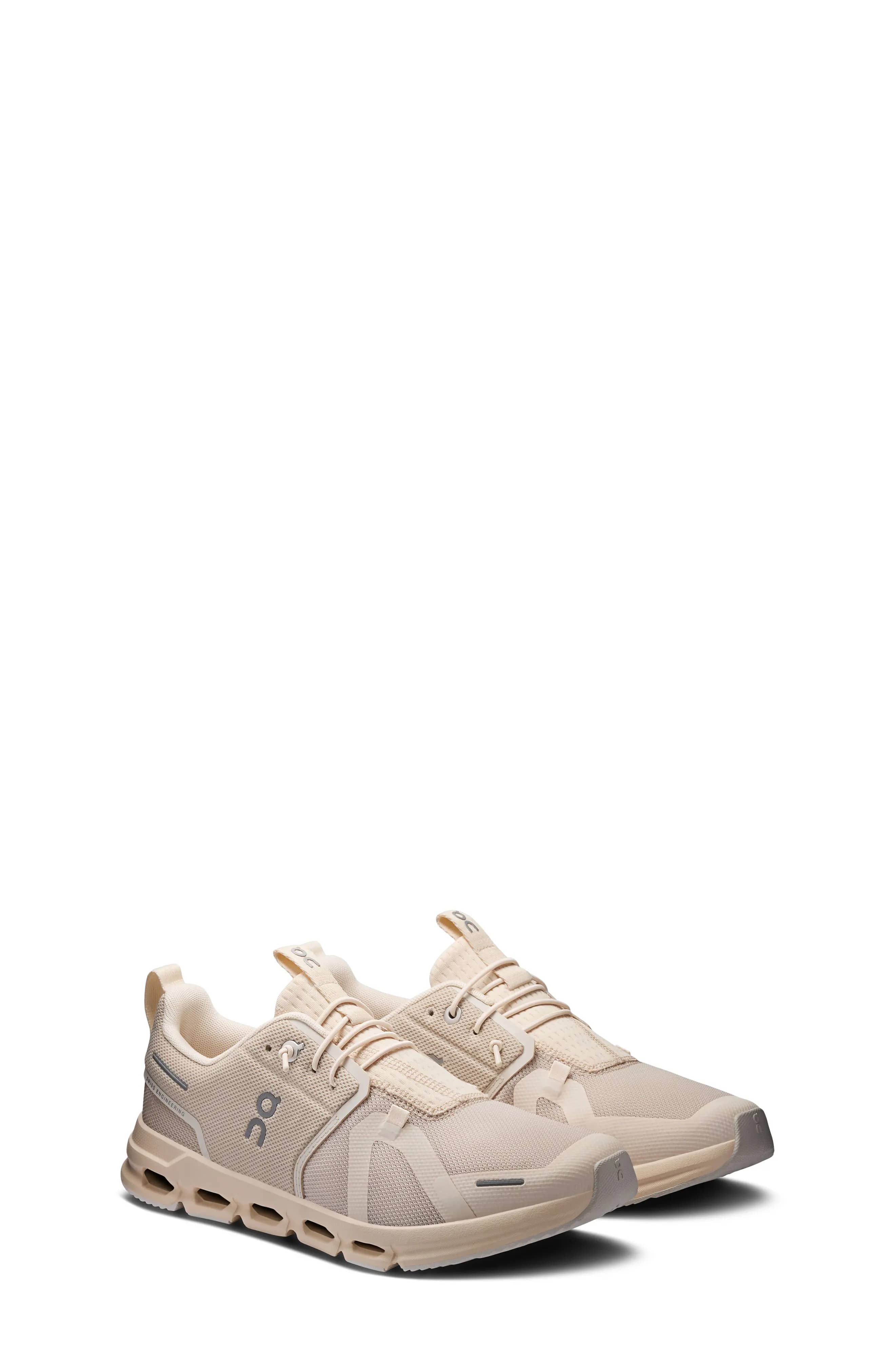 On ' Cloud Sky Running Sneaker Black Full Size Run New