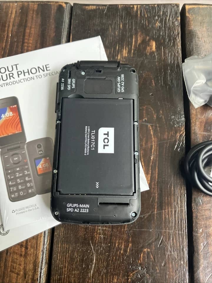 TCL FLip 2 Cell Phones Black 16GB Tracfone New