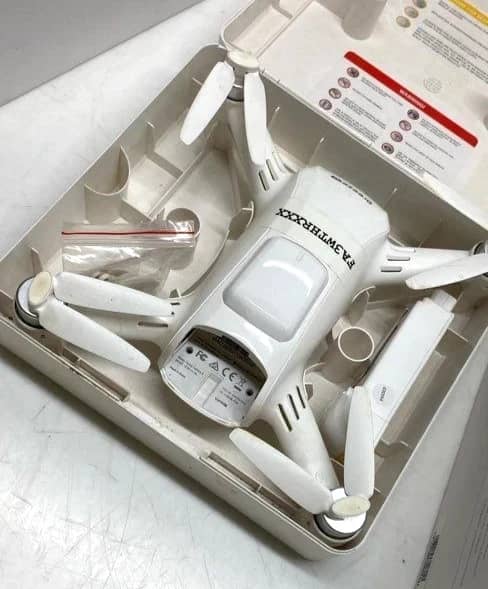 Yuneec Breeze 4K Quadcopters & Multirotors New