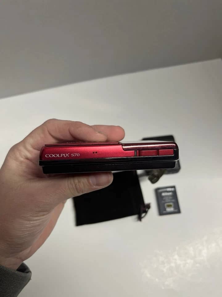 Nikon COOLPIX s70 Digital Cameras Red Body Only Used - Good