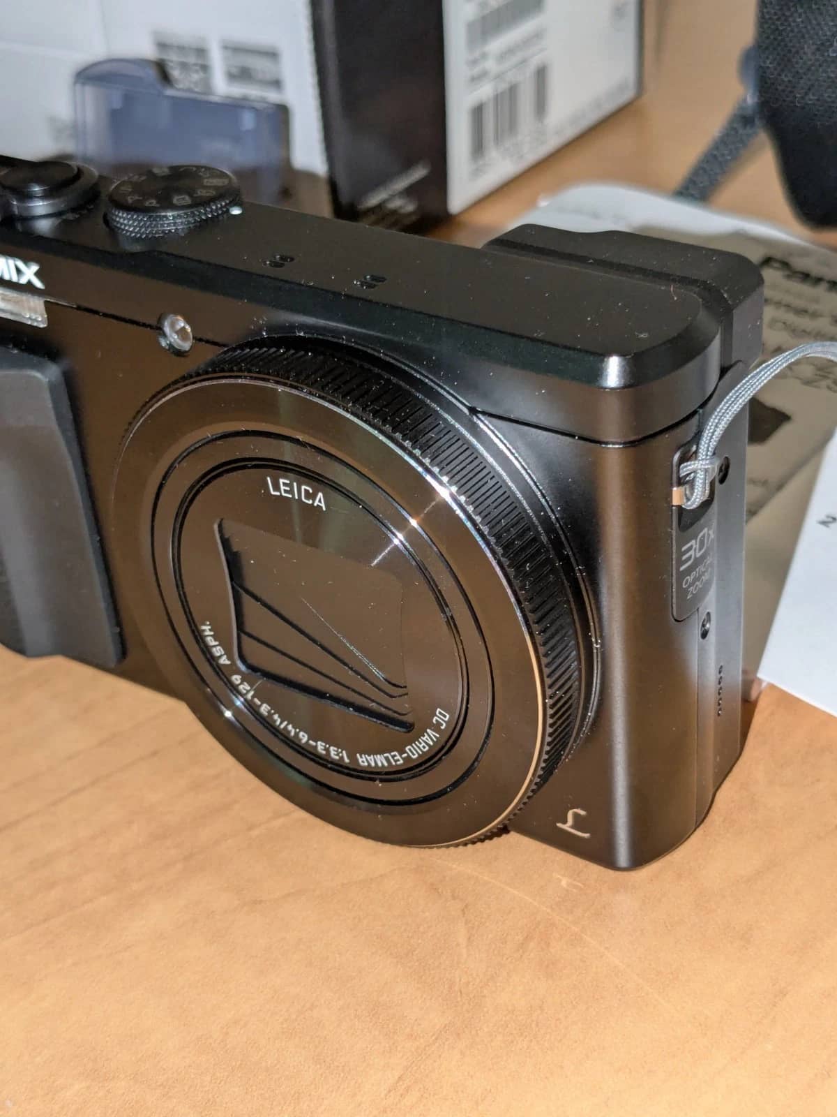 Panasonic LUMIX ZS60 Digital Cameras Black For parts or not working