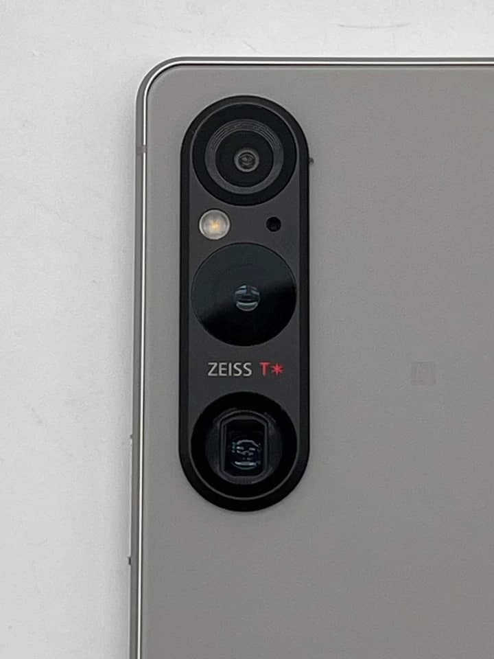 Sony Xperia 1 V Cell Phones Black 256GB Unlocked New