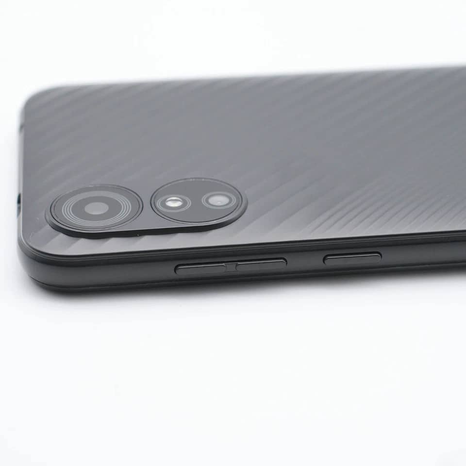 BLU G33 Cell Phones Black 16GB Unlocked New
