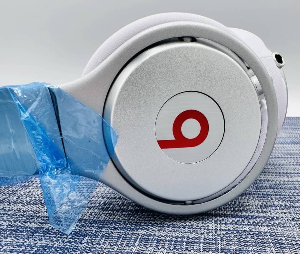 Beats by Dr. Dre Pro Headphones & Earbuds Black New