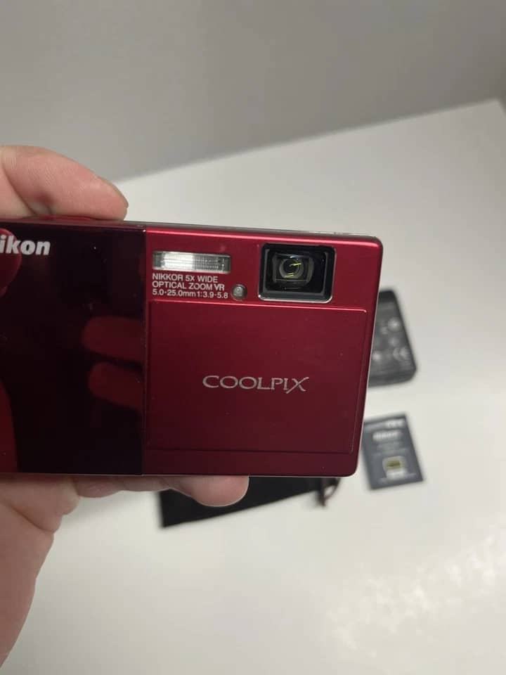 Nikon COOLPIX s70 Digital Cameras Red Body Only Used - Good