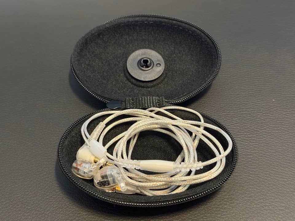 Shure SE535 Headphones & Earbuds Transparent New