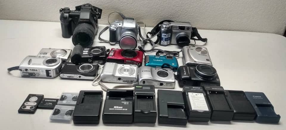 Nikon COOLPIX P5100 Digital Cameras Black New