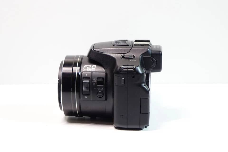 Panasonic LUMIX FZ200 Digital Cameras Black Body Only New