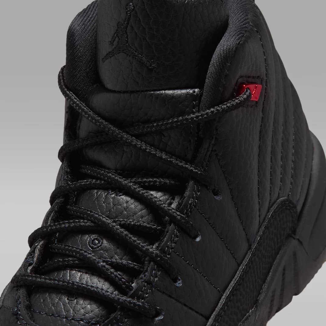 Jordan Air Jordan 12 Retro Sneaker Black/Red New