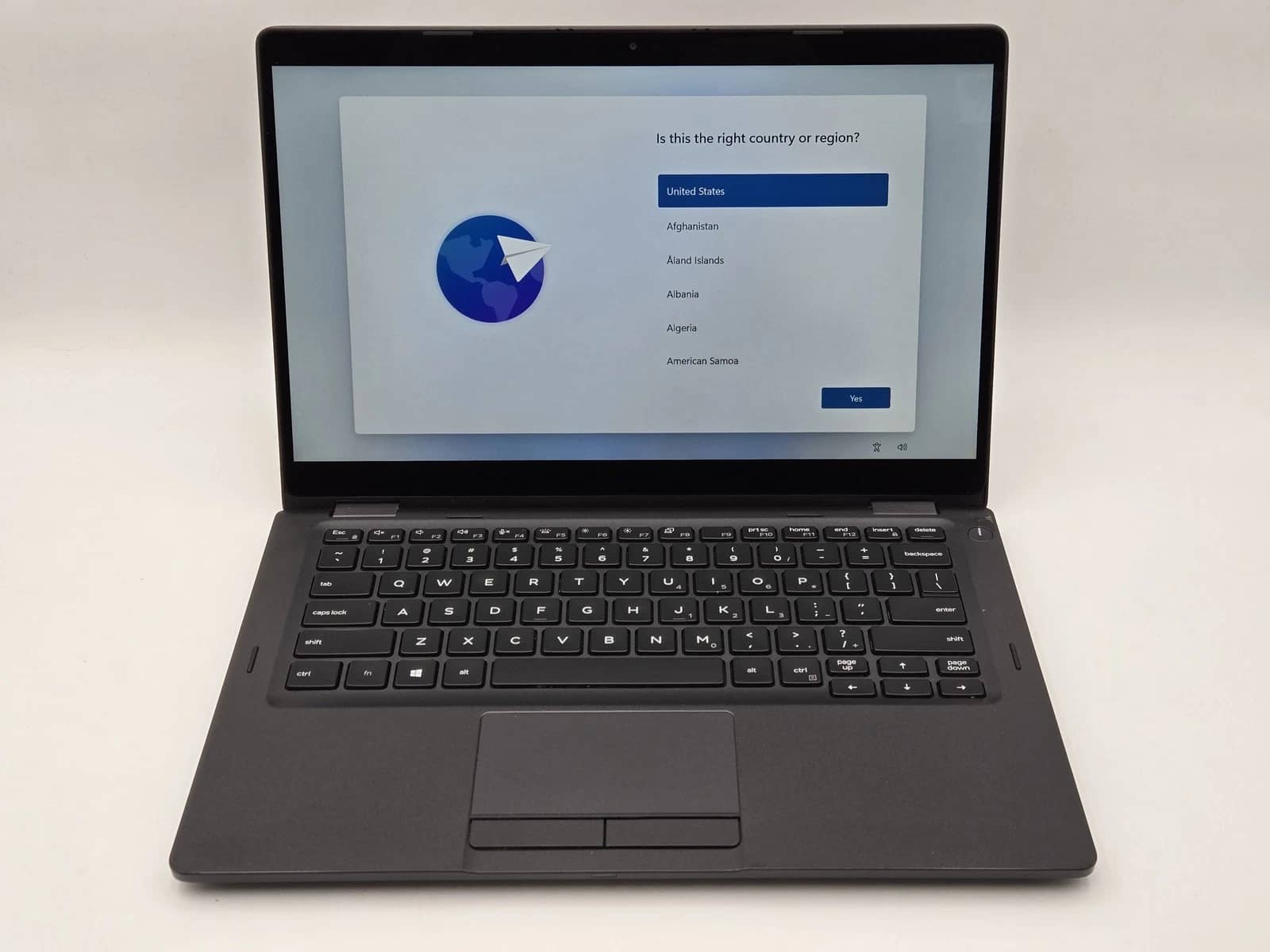 Dell Latitude 5300 2-in-1 Computers 128GB 8GB New