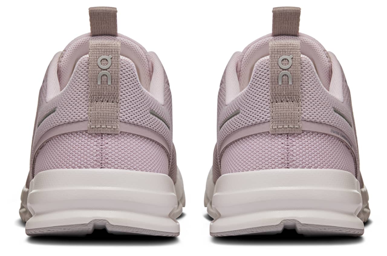 On Cloud Sky Sneaker Black 4 New