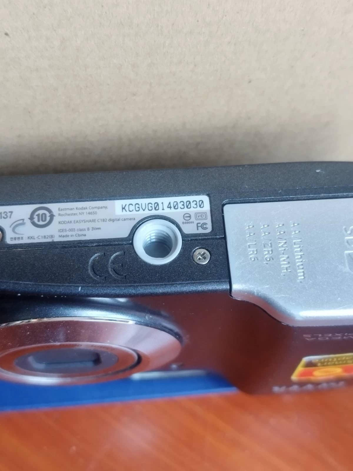 Kodak c182 Digital Cameras Purple Body Only New