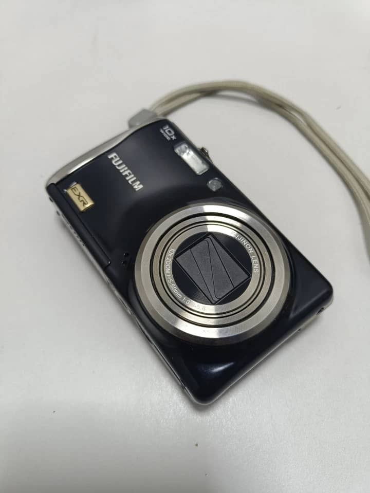 Fujifilm f80exr Digital Cameras Black New