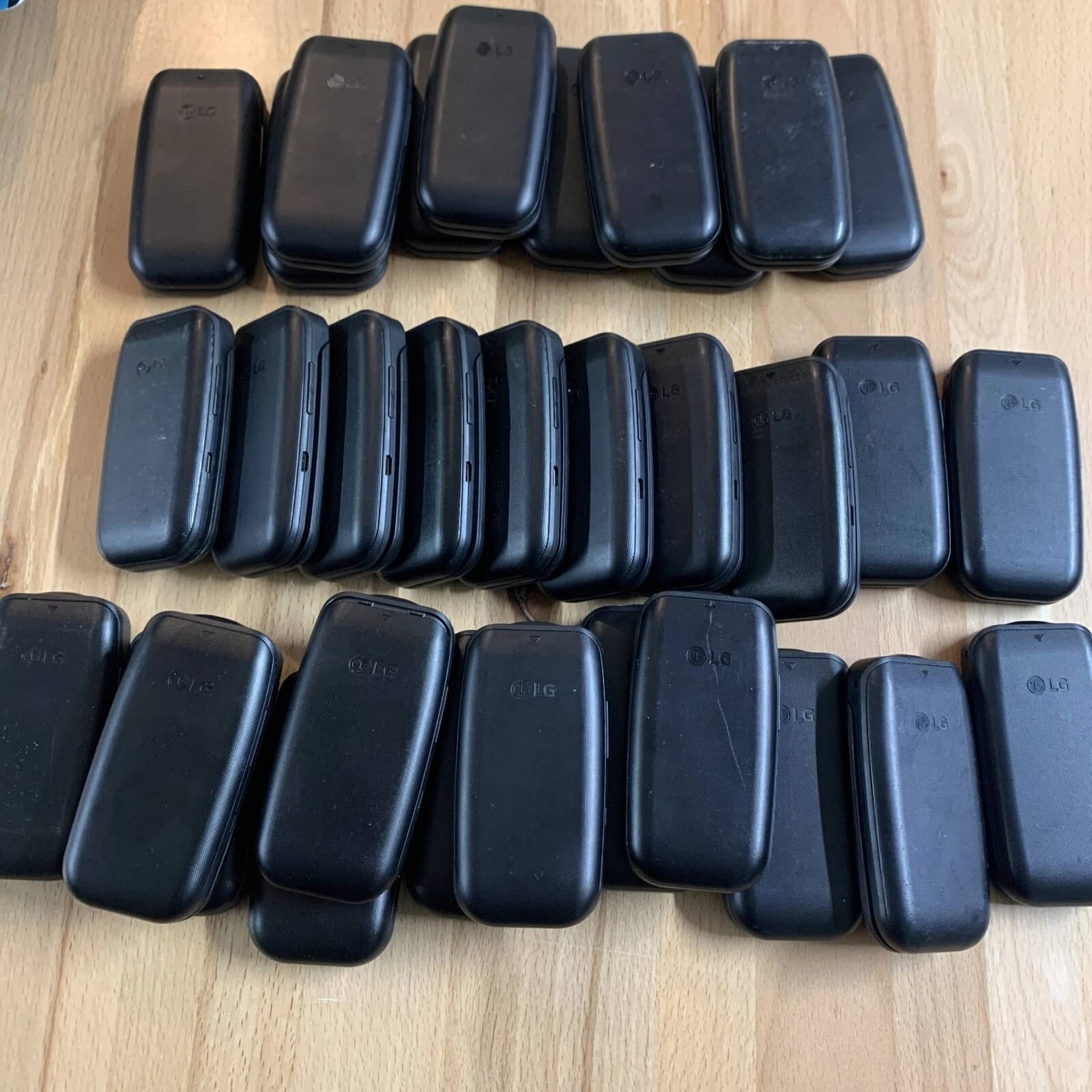 LG 441G Cell Phones Black Not specified Tracfone For parts or not working