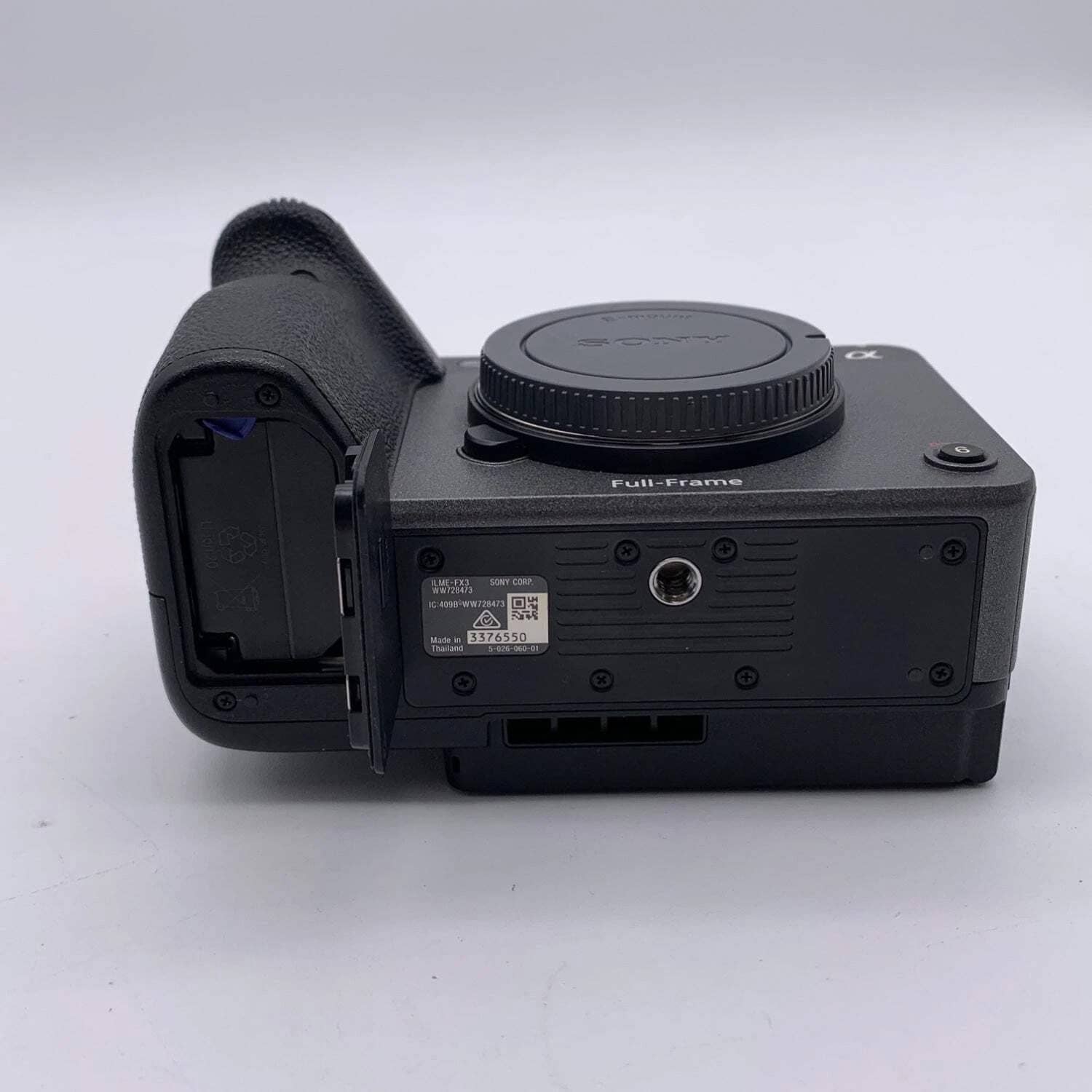 Sony Alpha FX3 Digital Cameras Black With Lens New