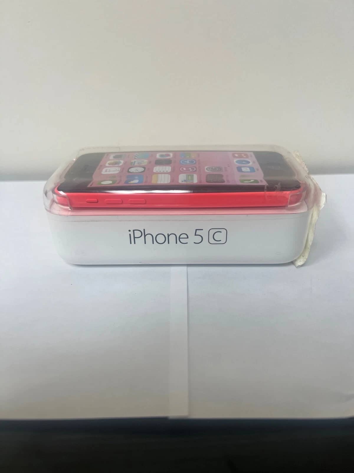 Apple iPhone 5c Cell Phones White 32GB Unlocked New