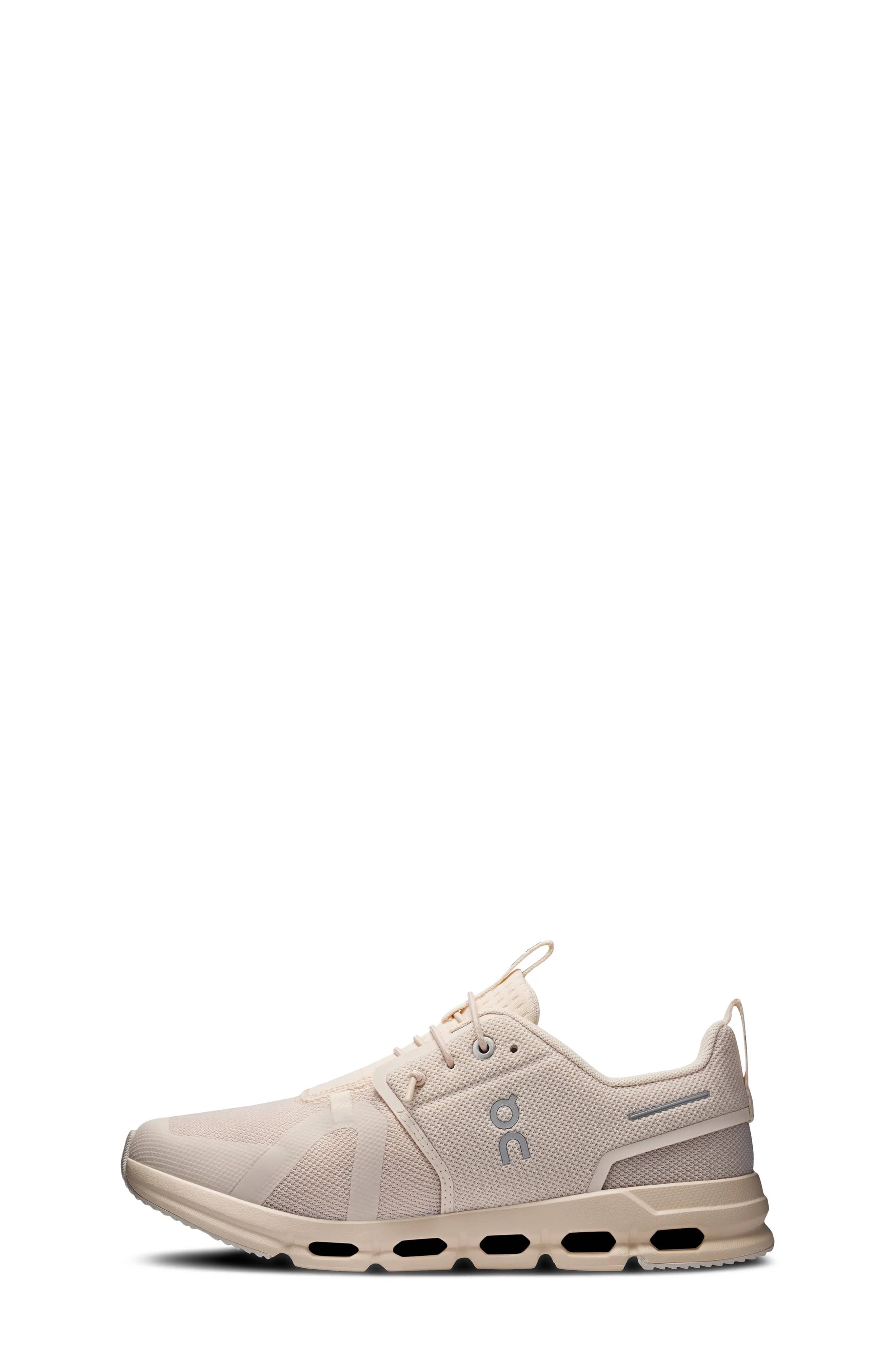 On ' Cloud Sky Running Sneaker Black Full Size Run New