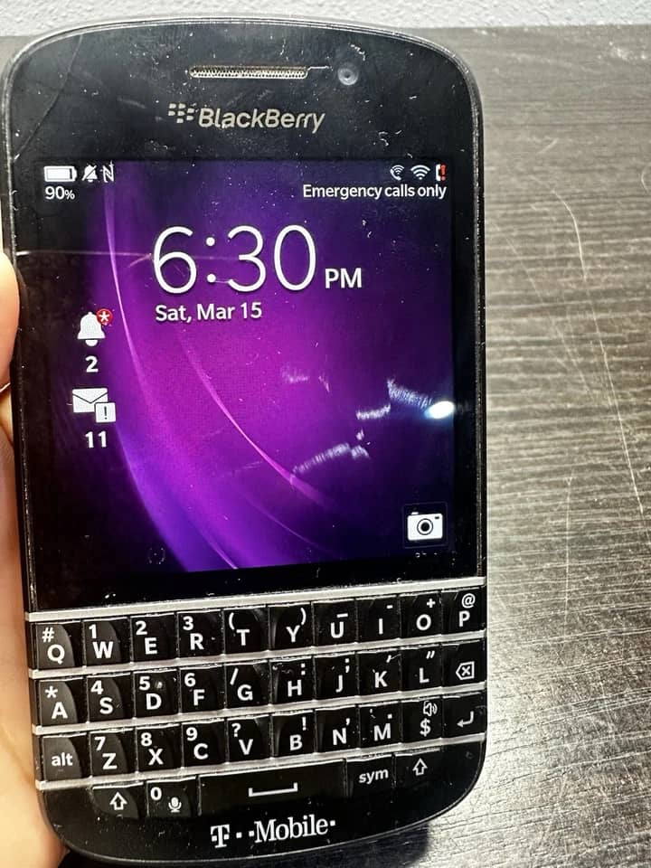 BlackBerry Q10 Cell Phones 16GB Unlocked New