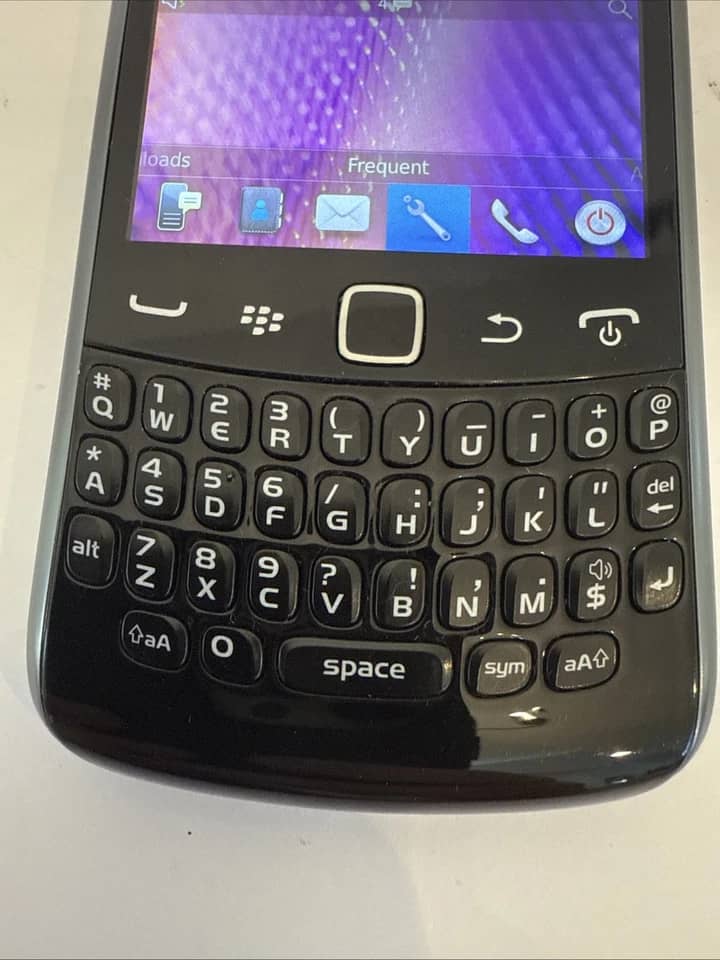 BlackBerry Curve 9360 Cell Phones 32GB Unlocked New