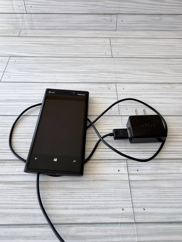 Nokia Lumia 920 Cell Phones Black 32GB Unlocked New