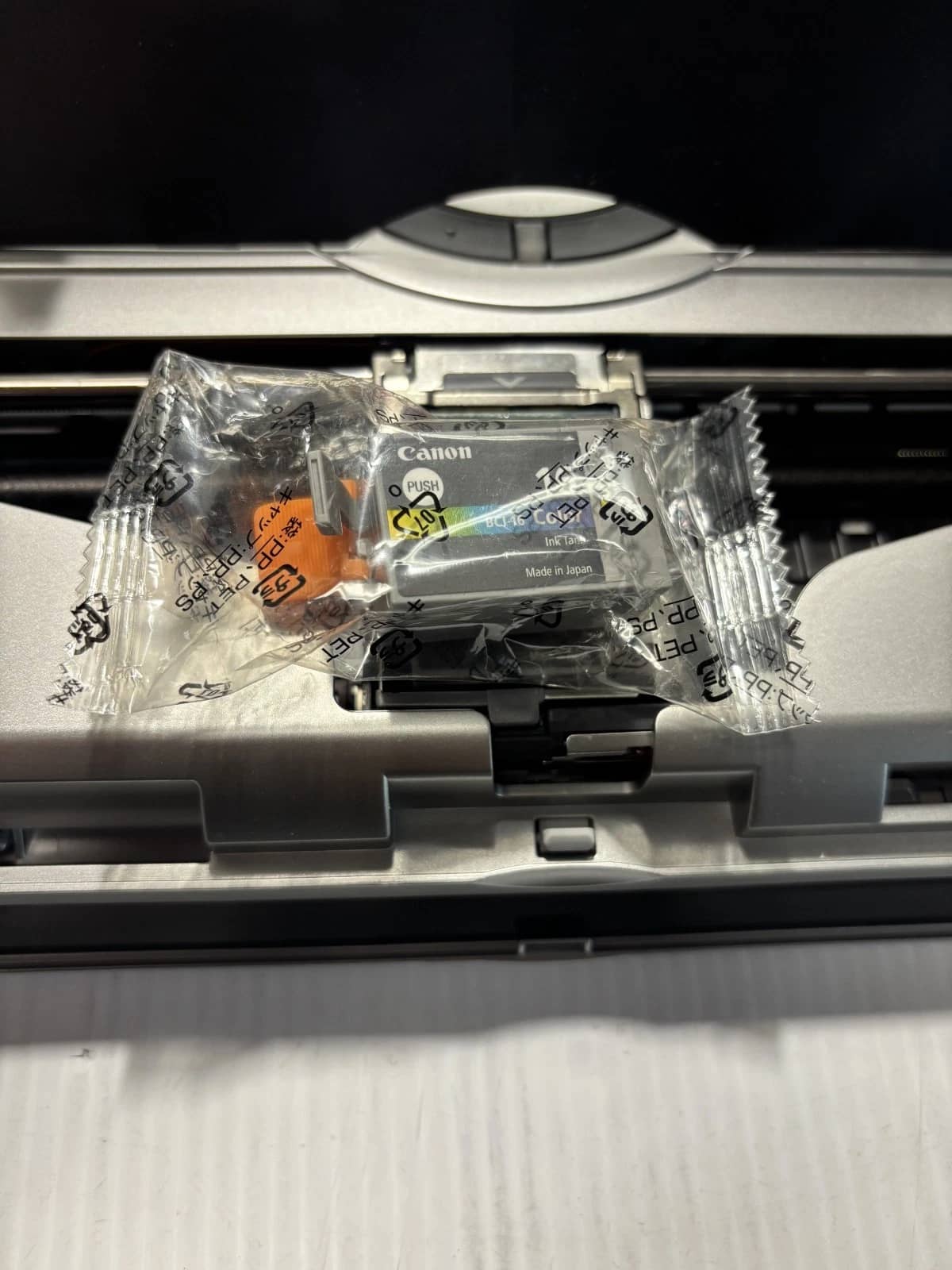 Canon Pixma iP90v K10249 Portable Color Laptop Pri Printers Used - Good