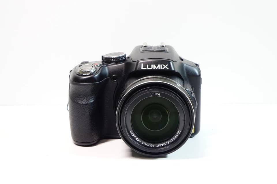 Panasonic LUMIX FZ200 Digital Cameras Black Body Only New