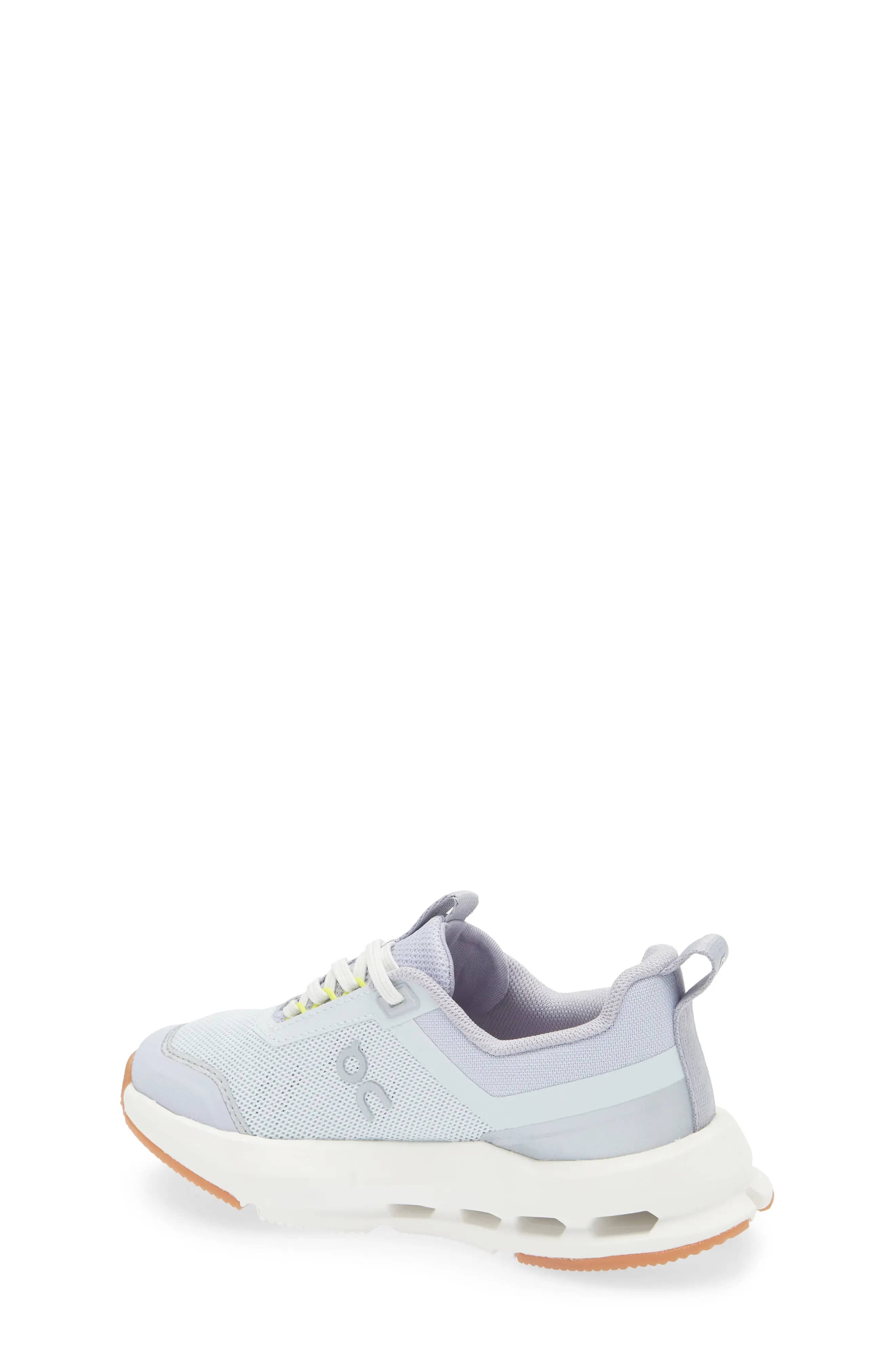 On Cloudnova Sneaker Beige Full Size Run New