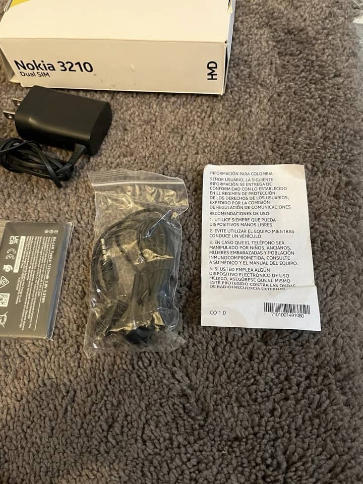Nokia 3210 Cell Phones Gray Not specified Unlocked Open Box