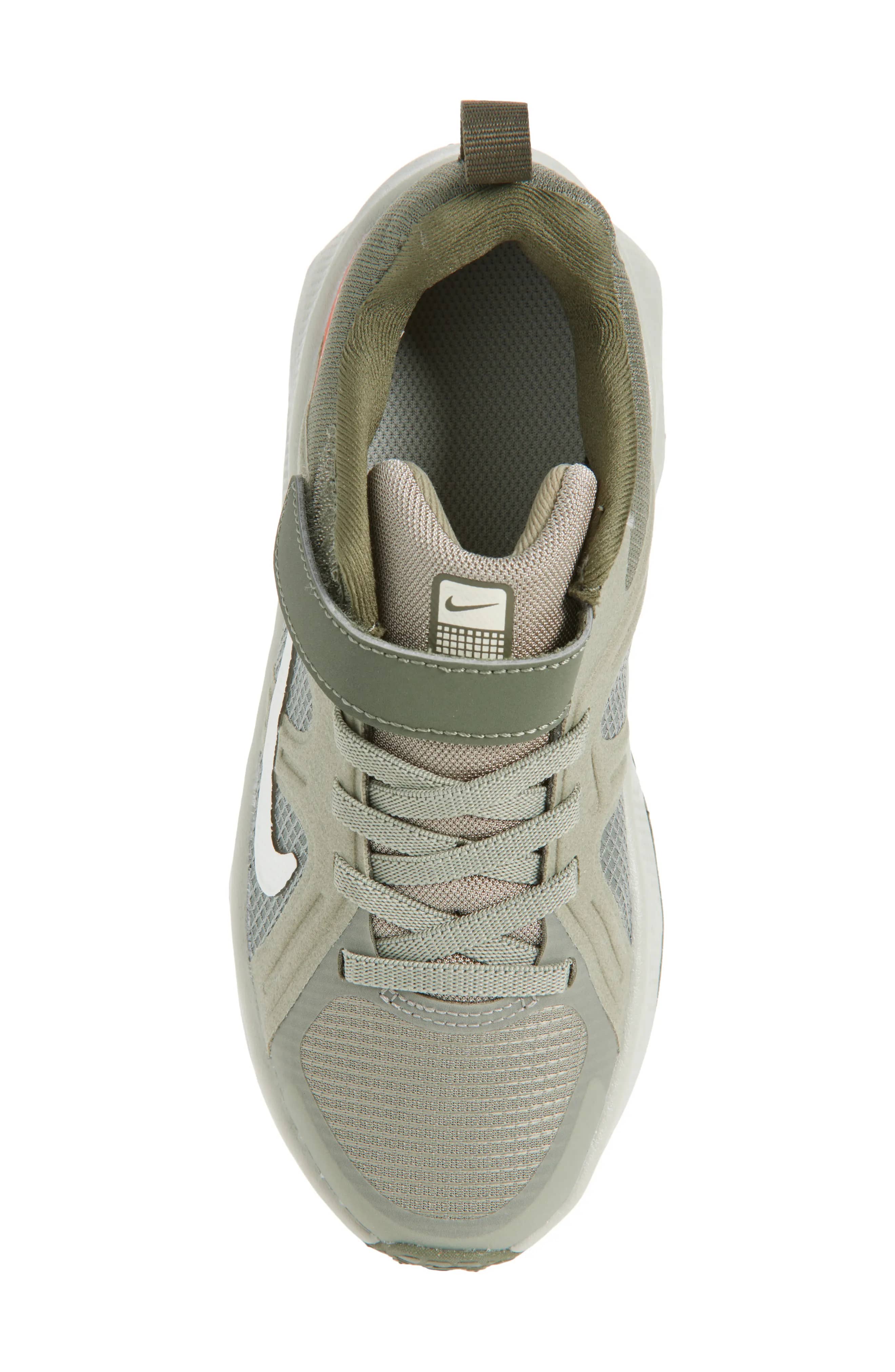Nike Metro Tek Sneaker White Full Size Run New