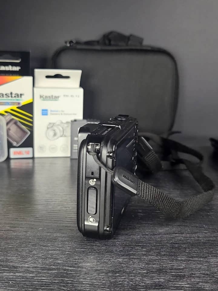 Nikon aw100 Digital Cameras New