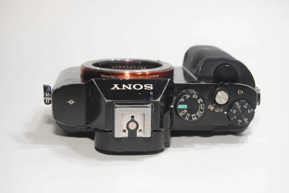 Sony Alpha 7 Digital Cameras Black Body Only New